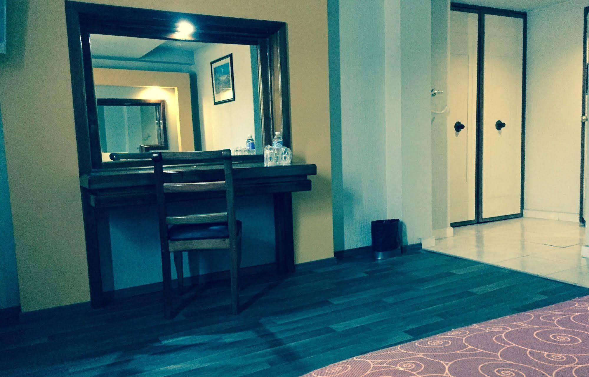 Hotel Mina Mexico City Ngoại thất bức ảnh